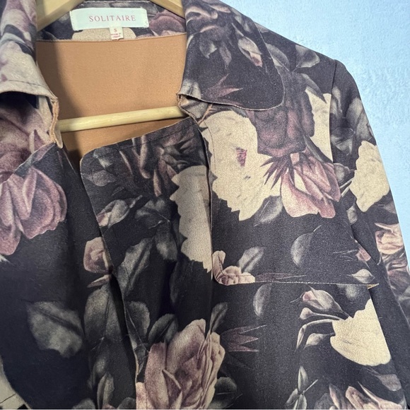 Anthropologie Solitaire plum floral faux suede tie jacket dark romance size - Picture 4 of 8